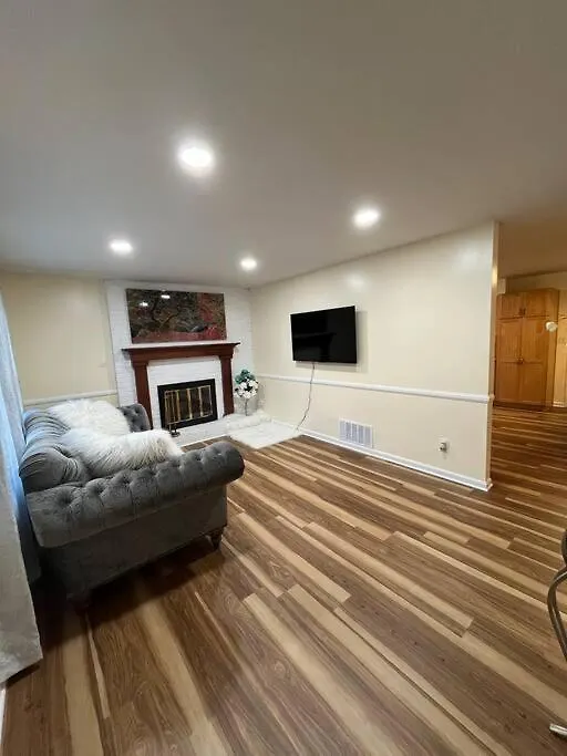 Spacious House In Highview Louisville