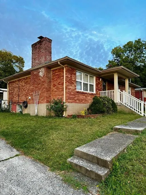 Сasa de vacaciones Spacious House In Highview Louisville Estados Unidos